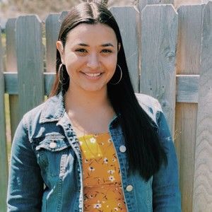 Meet your Posher, Casey